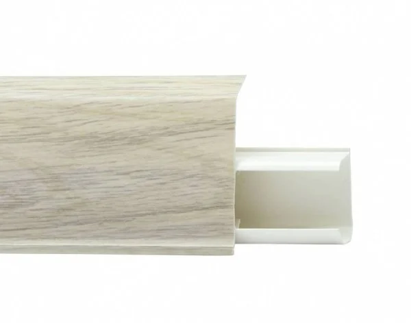 Пластиковый плинтус Royce №526 Дуб Орегон (55х23х2200мм) в Казани