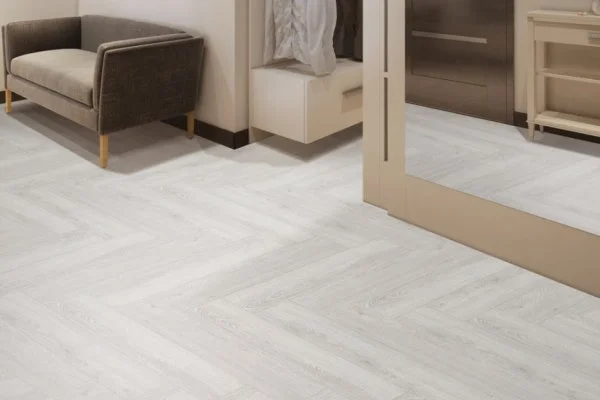 Виниловый пол Floor Factor Herringbone White Smoke Oak в Казани