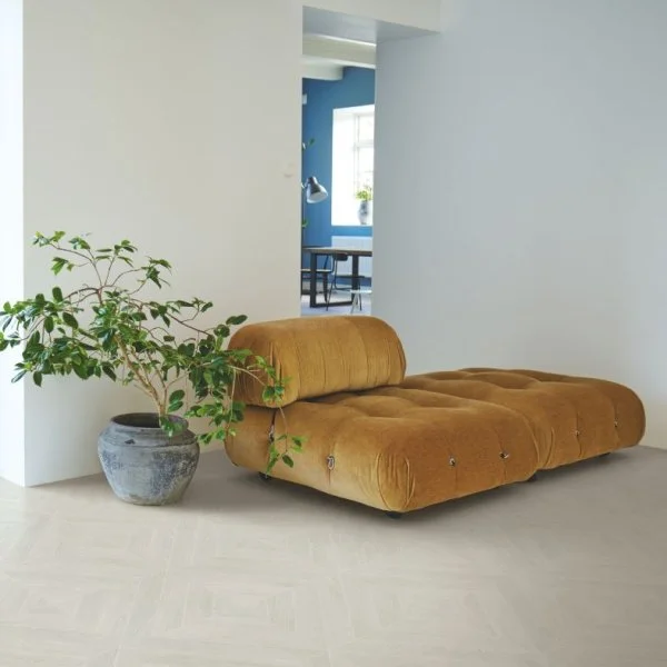 Ламинат Pergo Chevron 12 Pro Дуб Морозный Патинированный L1254-04157 в Казани