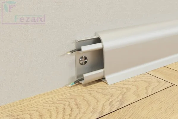 Алюминиевый плинтус Fezard Серебро 43х22х2,5м в Казани