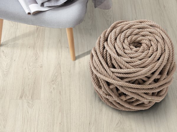 Ламинат Egger PRO 10/33 4V Дуб Азгил белый EPL153 в #REGION_NAME_DECLINE_PP#